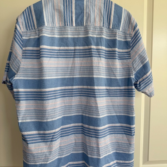 Tommy Bahama Men's Nova Wave Short Sleeve Button-Down Shirt, Size L - Picture 3 of 3